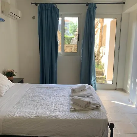 Cassiopeia 2-bedroom Lower On The With Pool *