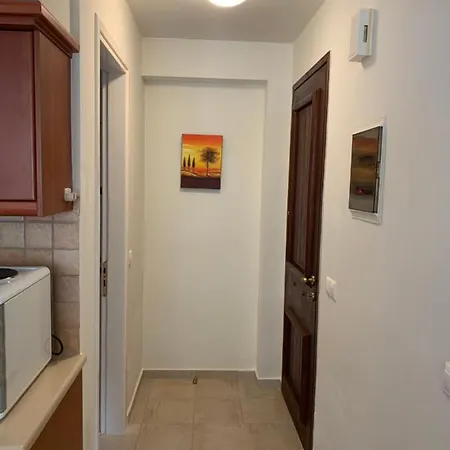 Cassiopeia 2-bedroom Lower On The With Pool Apartment *